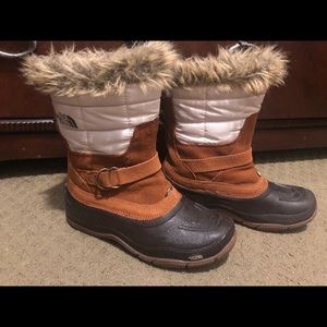 The north face snow boots
